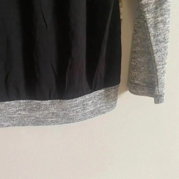 Kut From the Kloth Floral Mixed Material Top - Picture 13 of 14